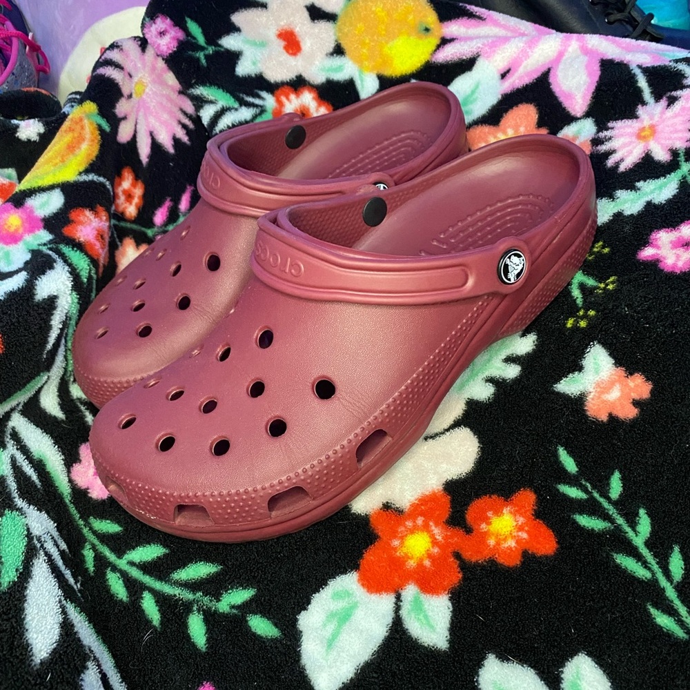 Crocs